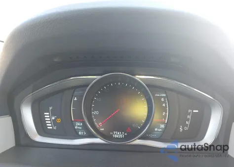 2015 Volvo Xc70 T5 Premier Plus из США, поврежденный, VIN YV440MBC6F119816